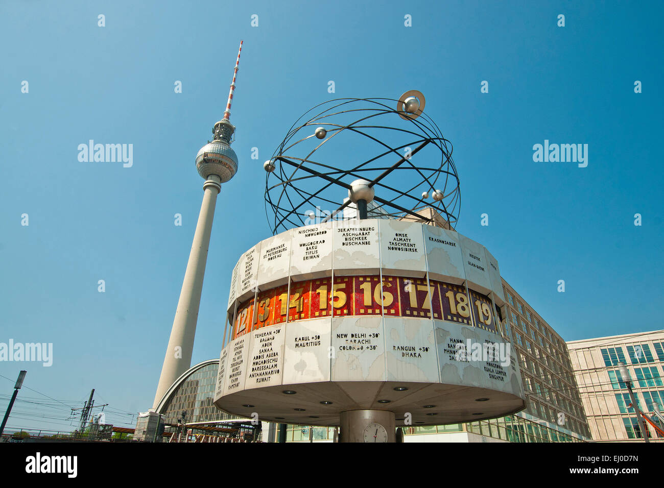 Germany, Berlin, monument, Urania, world time clock, clock, world time
