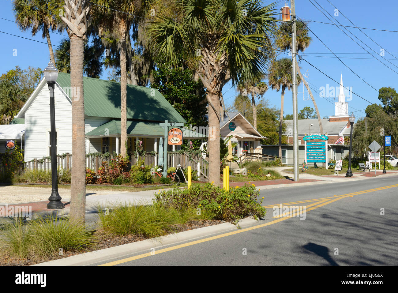 USA, Florida, Citrus County, Crystal River, main street Stock Photo Alamy