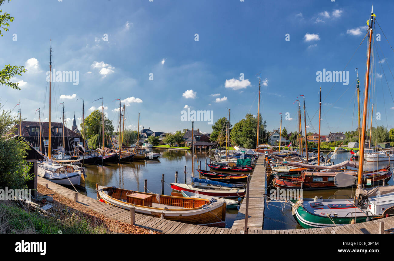 Netherlands, Holland, Europe, Warten, Friesland, village, water, summer, ships, boat, port Stock Photo