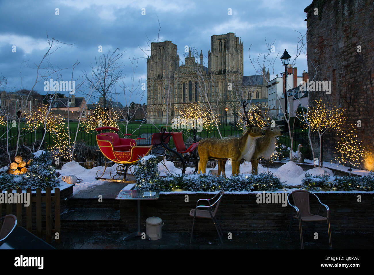 reindeer, slay, sled, artificial, snow, models, Christmas, scene, Wells