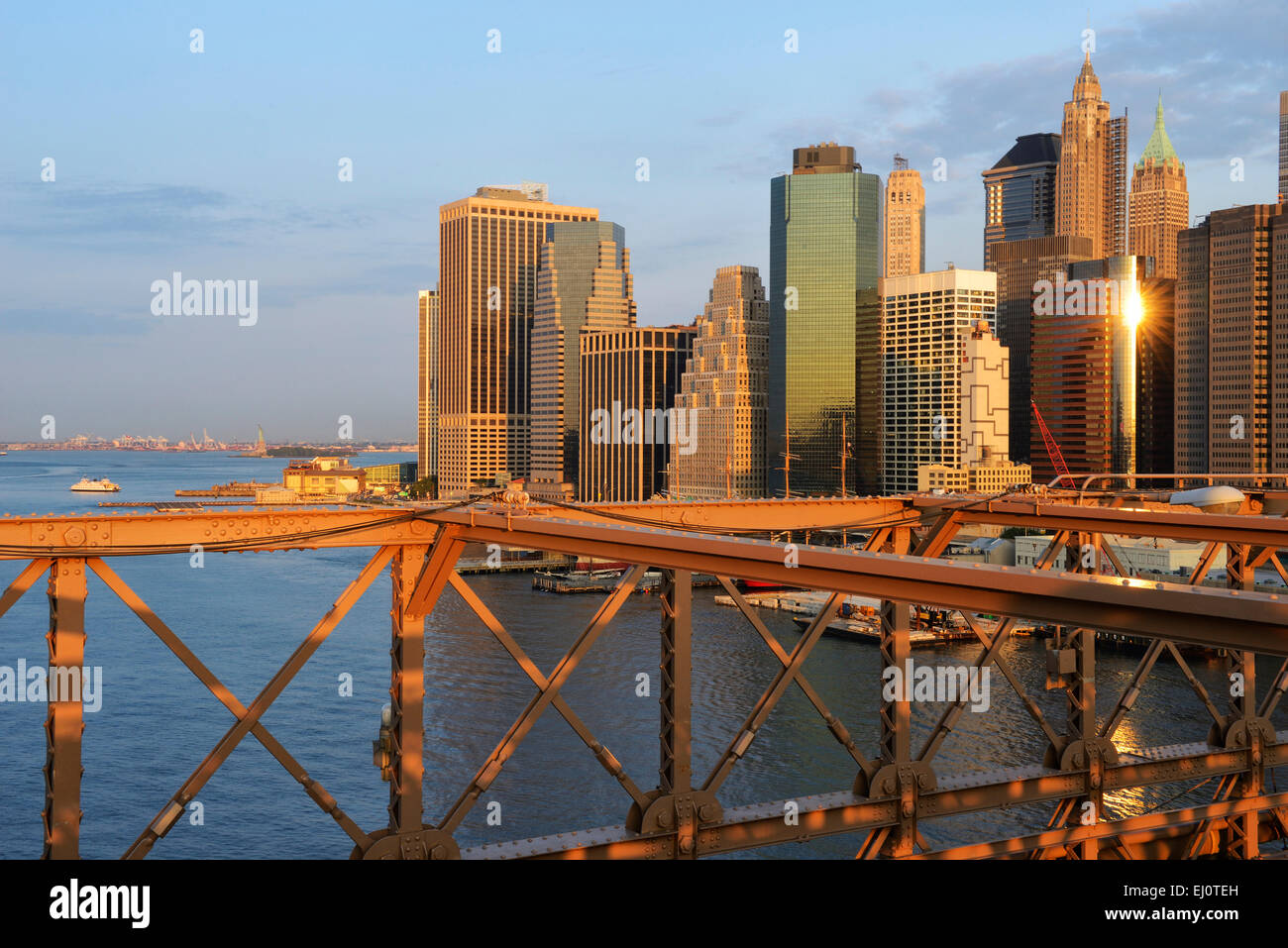 USA, United States, America, New York, skyline, Manhattan, east river, city, cityscape, downtown, harbour Stock Photo