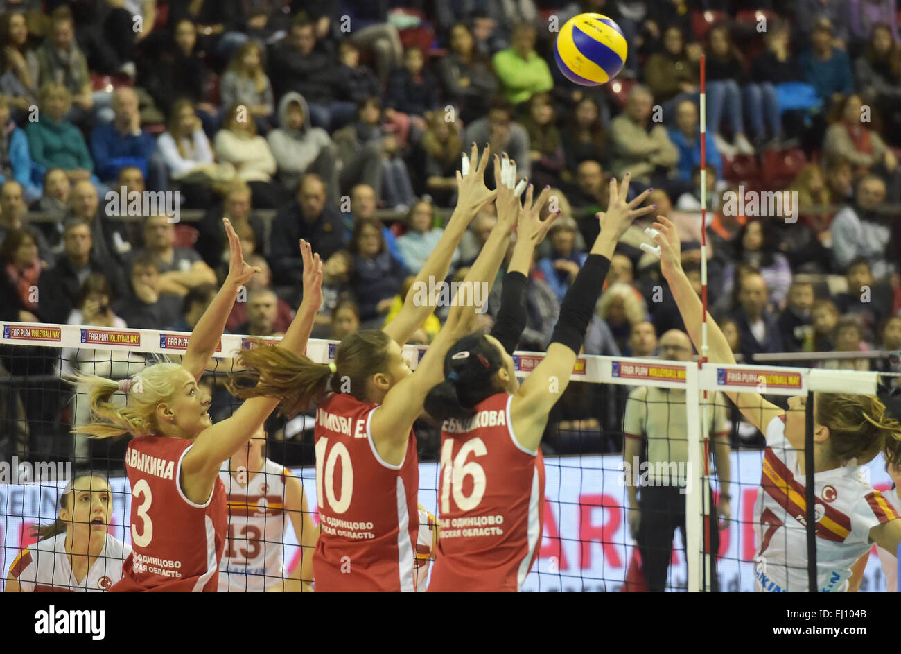 Switzerland, Basel, sports, no model-release, volleyball, competition, net, ladies, Zerechie Odintsovo, Galatasaray Dalkin Istanb Stock Photo