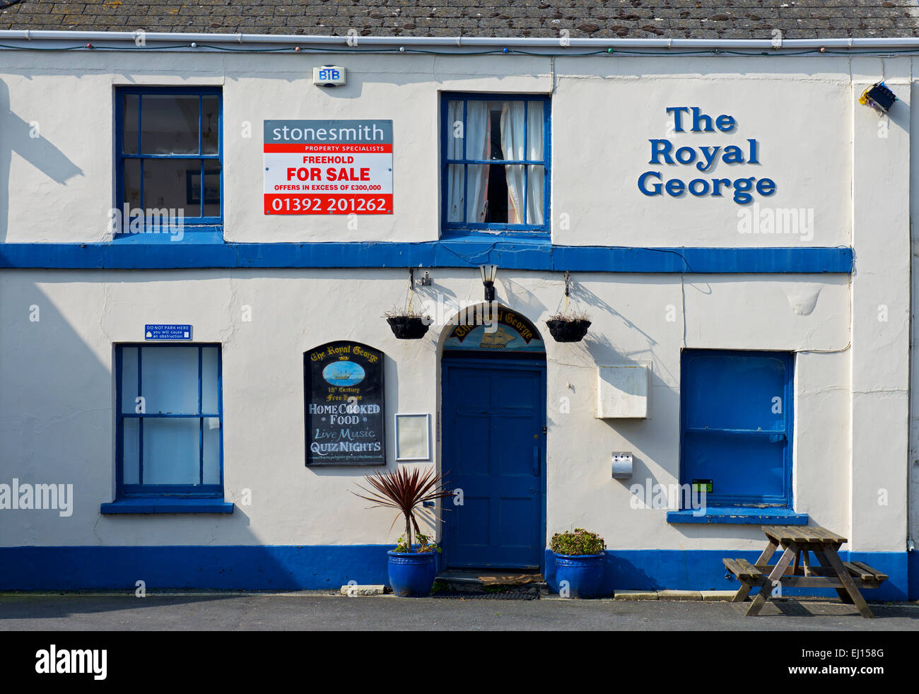 The Royal George pub - for sale - in Appledore, Devon. England UK Stock Photo