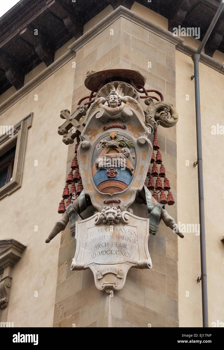 Medici family stone coat of arms in Florence, Italy Stock Photo Alamy