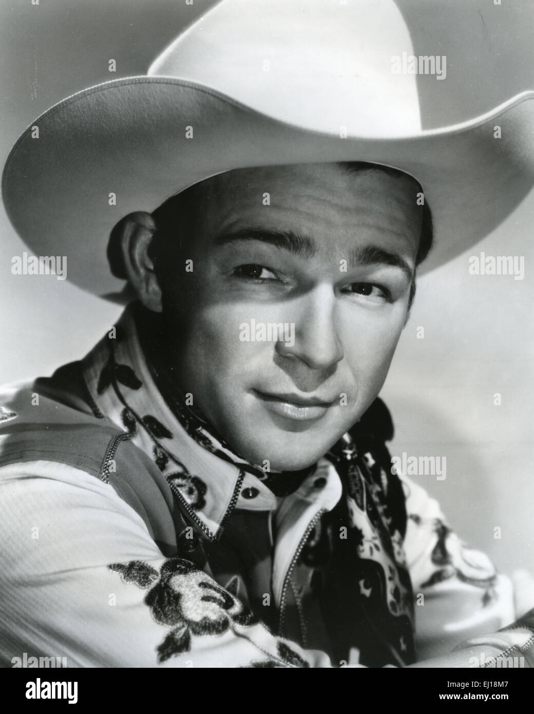 ROY ROGERS (1911-1998) US singer and cowboy actor about 1950 Stock ...
