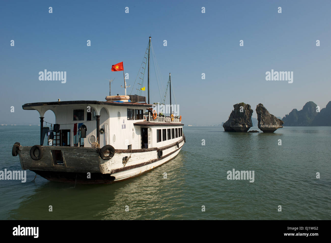 Excursion boat, Halong Bay, Vinh Ha Long, Gulf of Tonkin, Vietnam Stock Photo