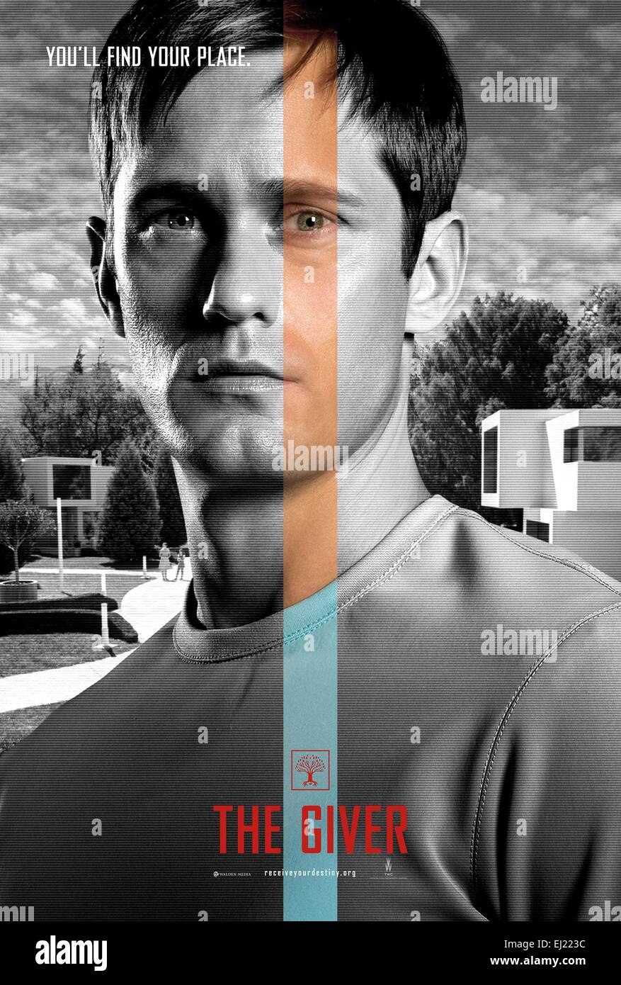The Giver Year 2014 USA Director Phillip Noyce Alexander Skarsgard