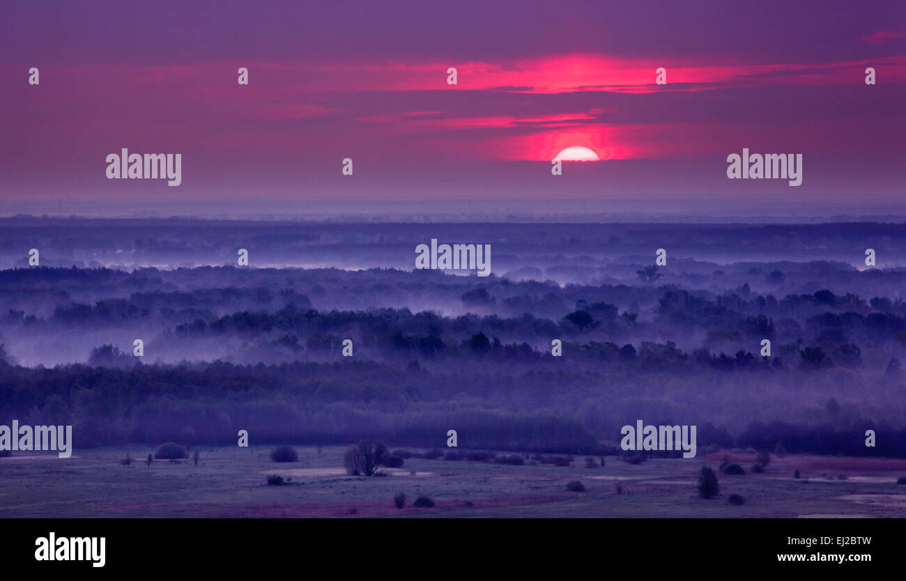Sunrise over the hills hi-res stock photography and images - Alamy