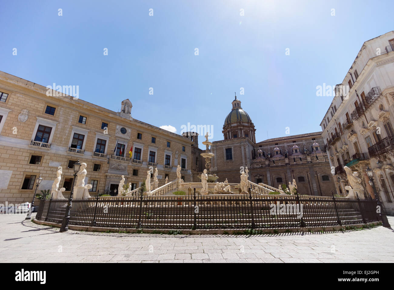 The Fontana Pretoria in the heart of Palermo, Sicily. Stock Photo