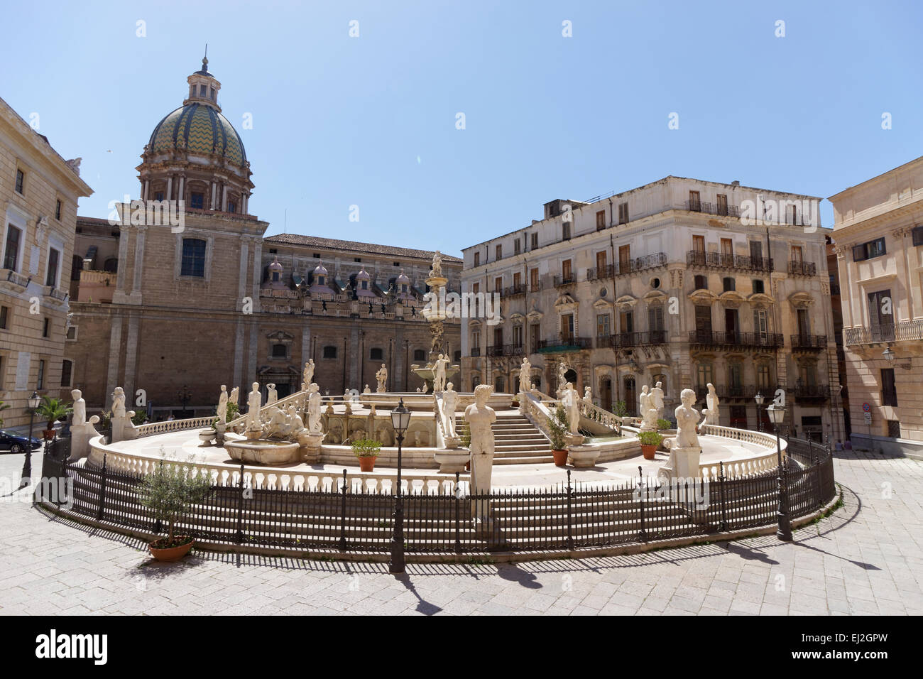 The Fontana Pretoria in the heart of Palermo, Sicily. Stock Photo
