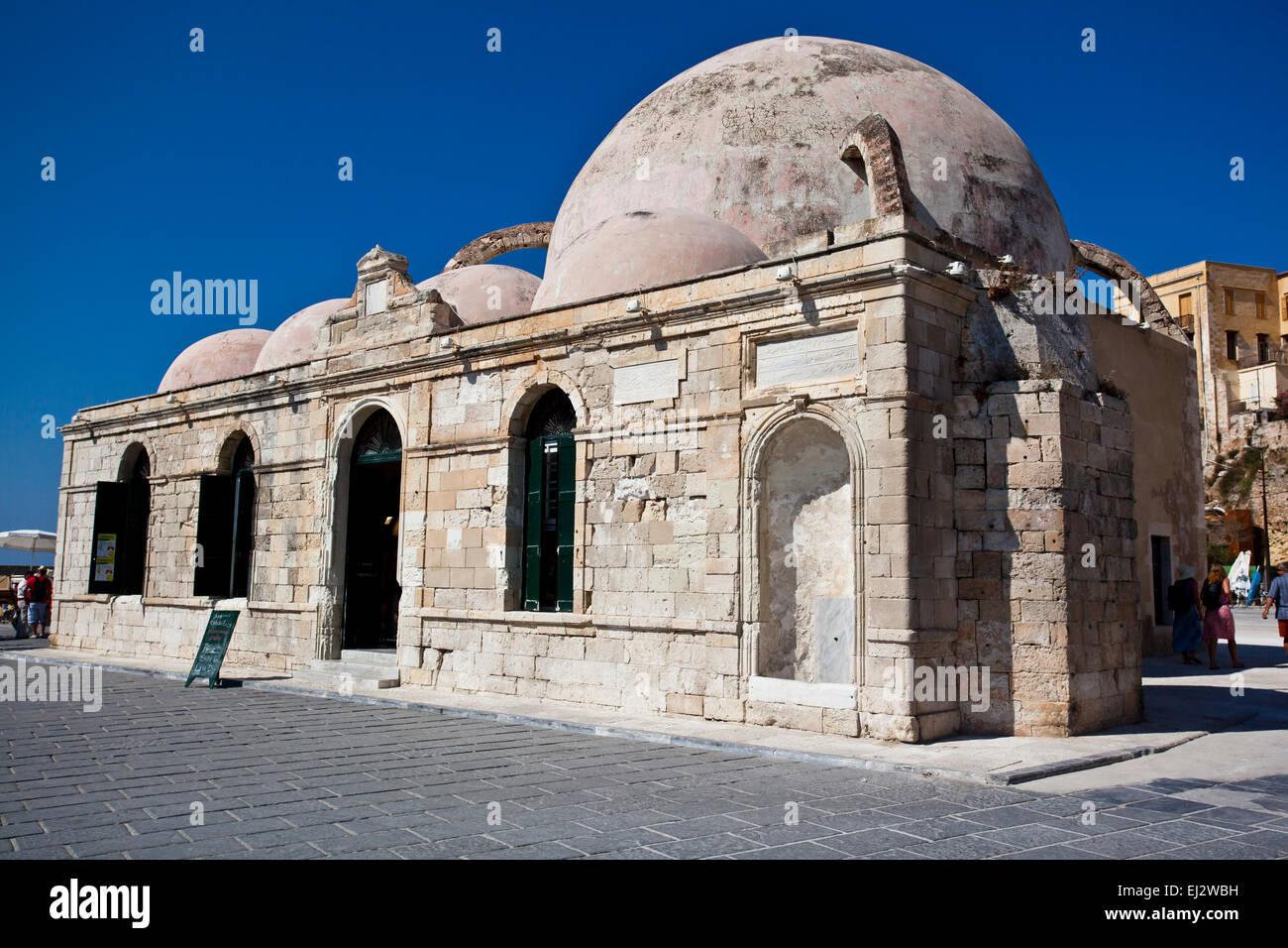 The Yali Mosque in the Chania Harbour in Crete, Greece Stock Photo Alamy
