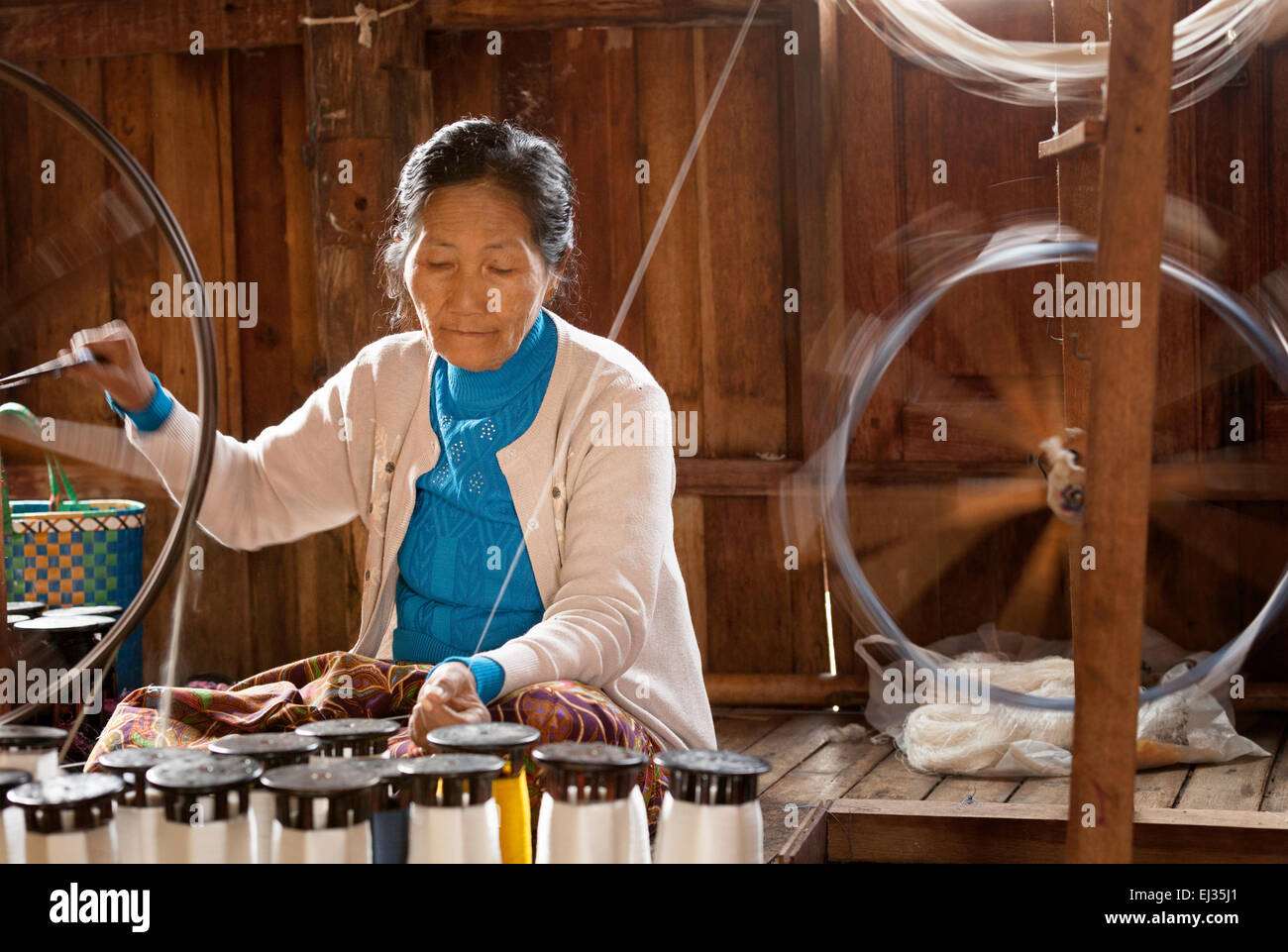 The spinning wheel hires stock photography and images Alamy