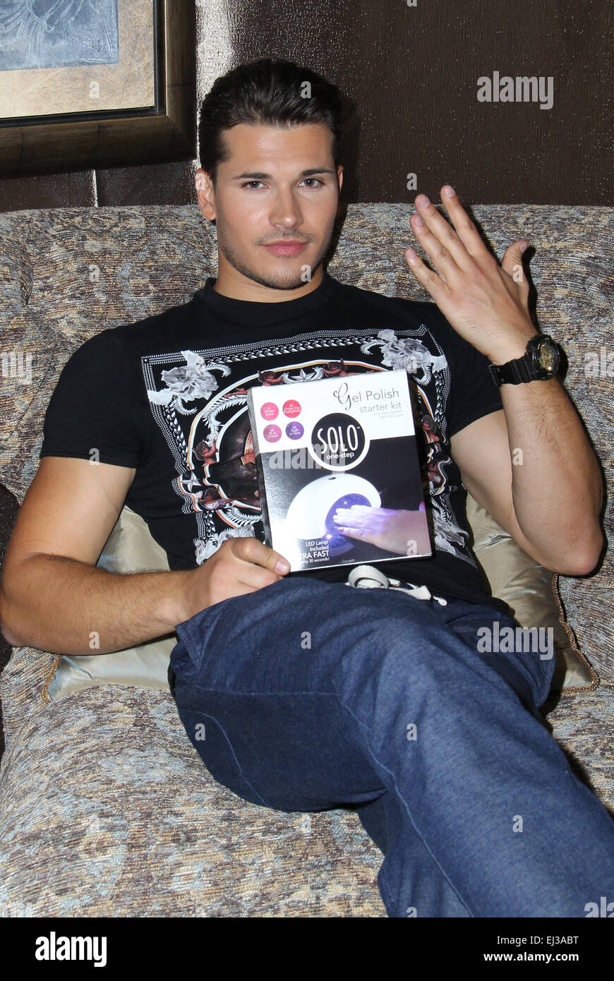 dancing-with-the-stars-season-19-backstage-gifting-suite-featuring