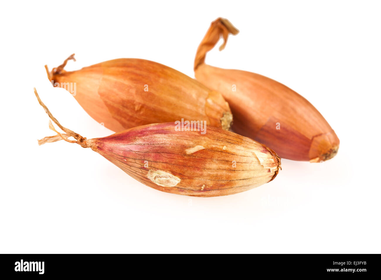 Premium Photo  Shallots onion in bamboo plate