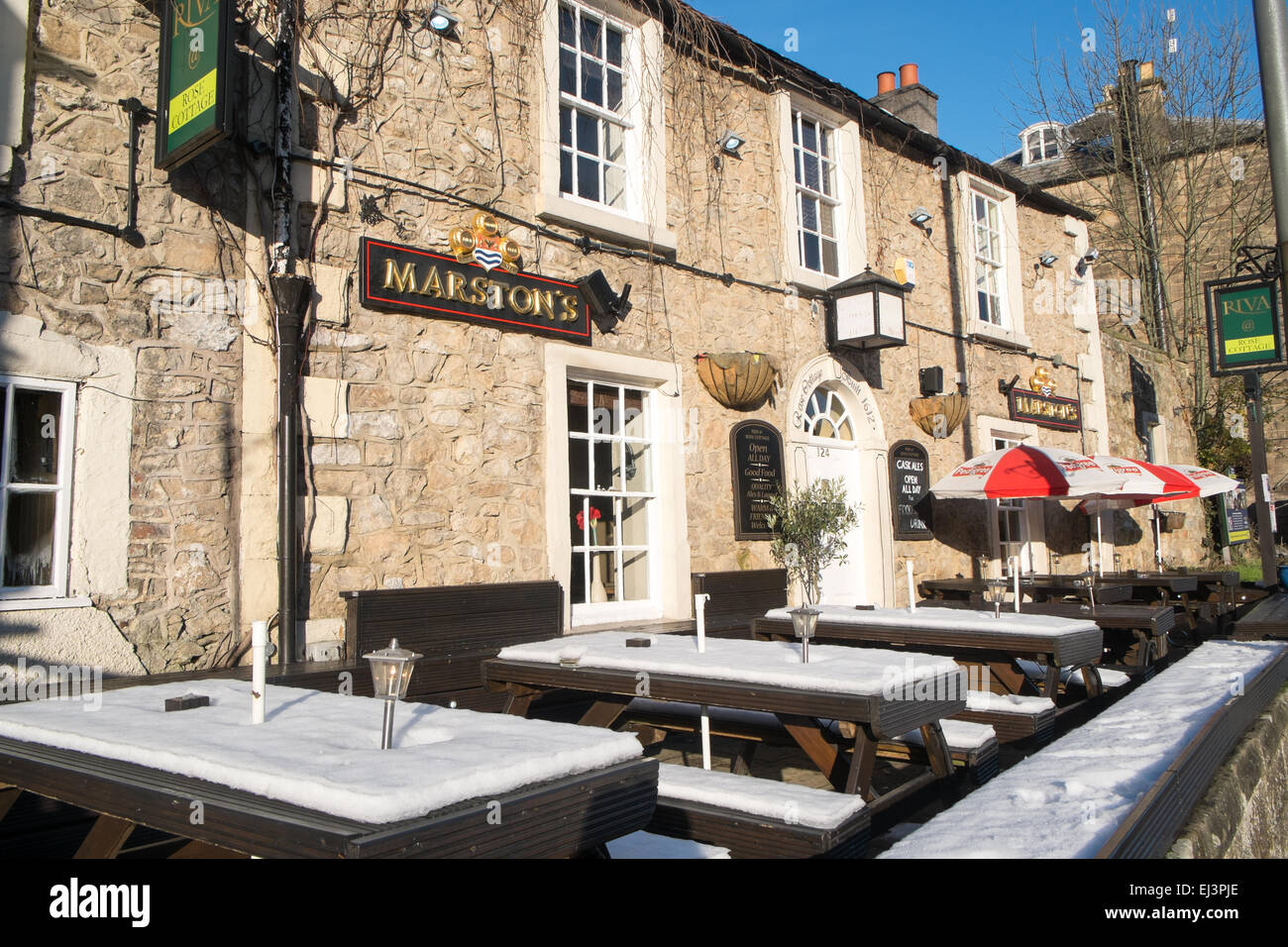 traditional english pub selling marstons beer in Matlock Bath