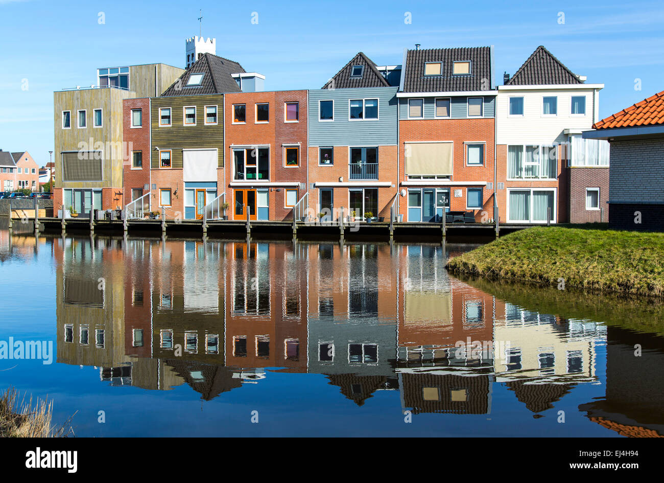 Living On The Water New Buildings In The District Nieuw Den - 