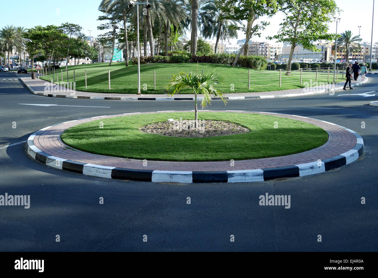 Roundabout Rules In Uae