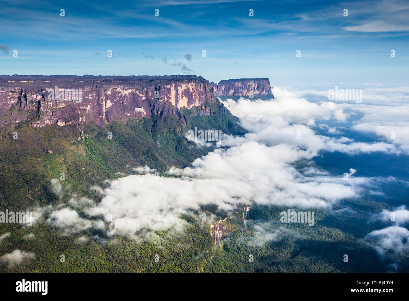 View from the Roraima tepui on Kukenan tepui at the fog - Venezuela, Latin America Stock Photo