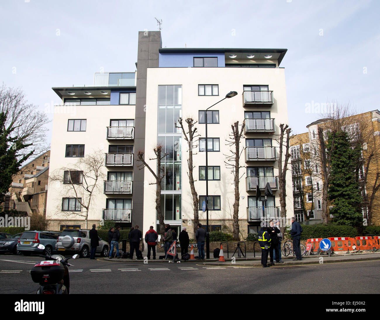 Home flats Holland Park expensive jeremy clarkson Stock Photo Alamy