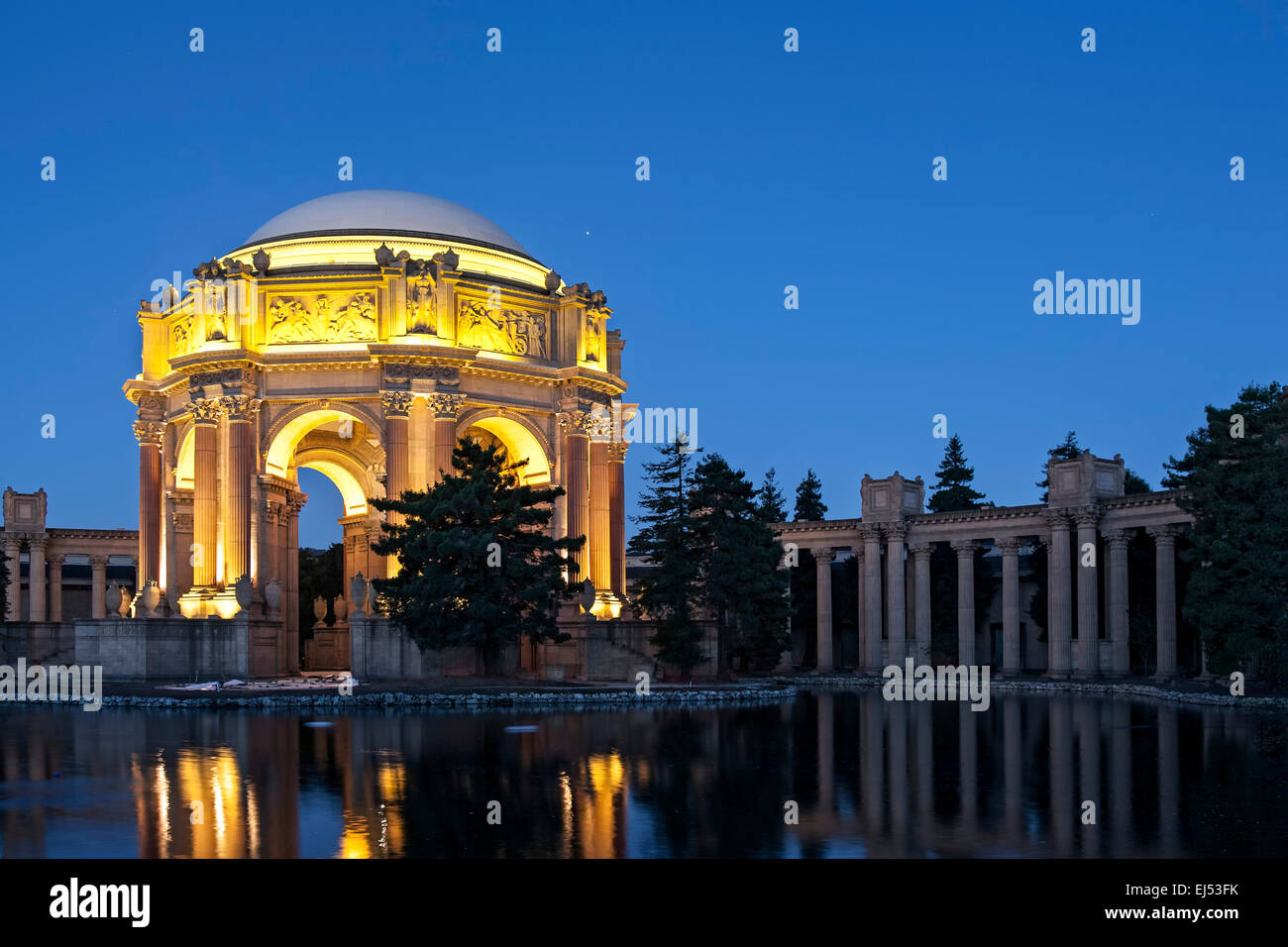 Palace of Fine Arts and Exploratorium at twilight, San Francisco, California USA Stock Photo