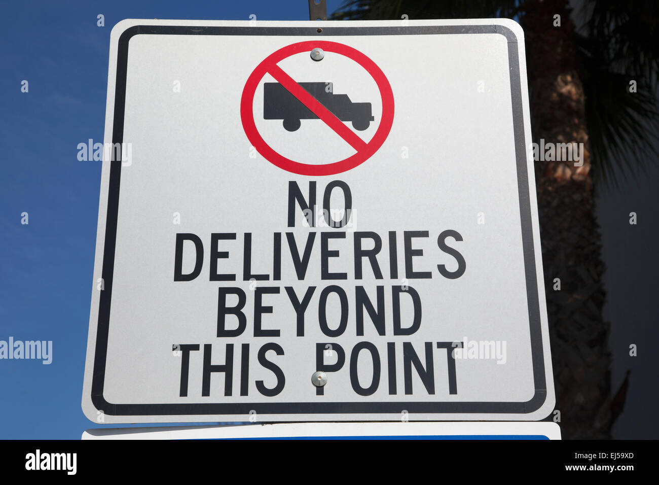 No Deliveries road sign, Ventura, California, USA Stock Photo