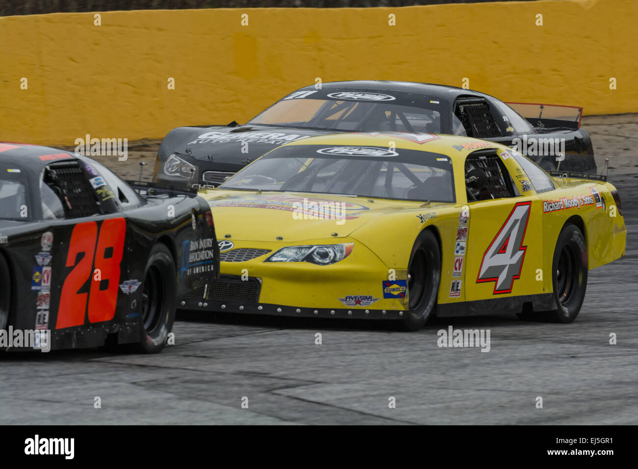 Williamston, South Carolina, US. 21st Mar, 2015. BEN ROWE of Turner, ME comes off turn two