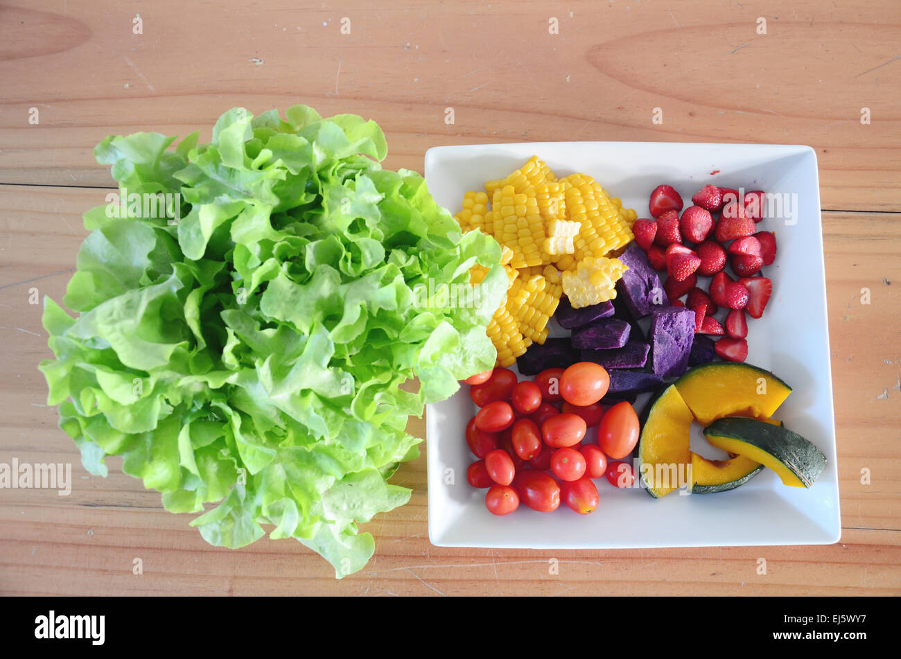 Mixed vegetable and fruit Salad Stock Photo Alamy