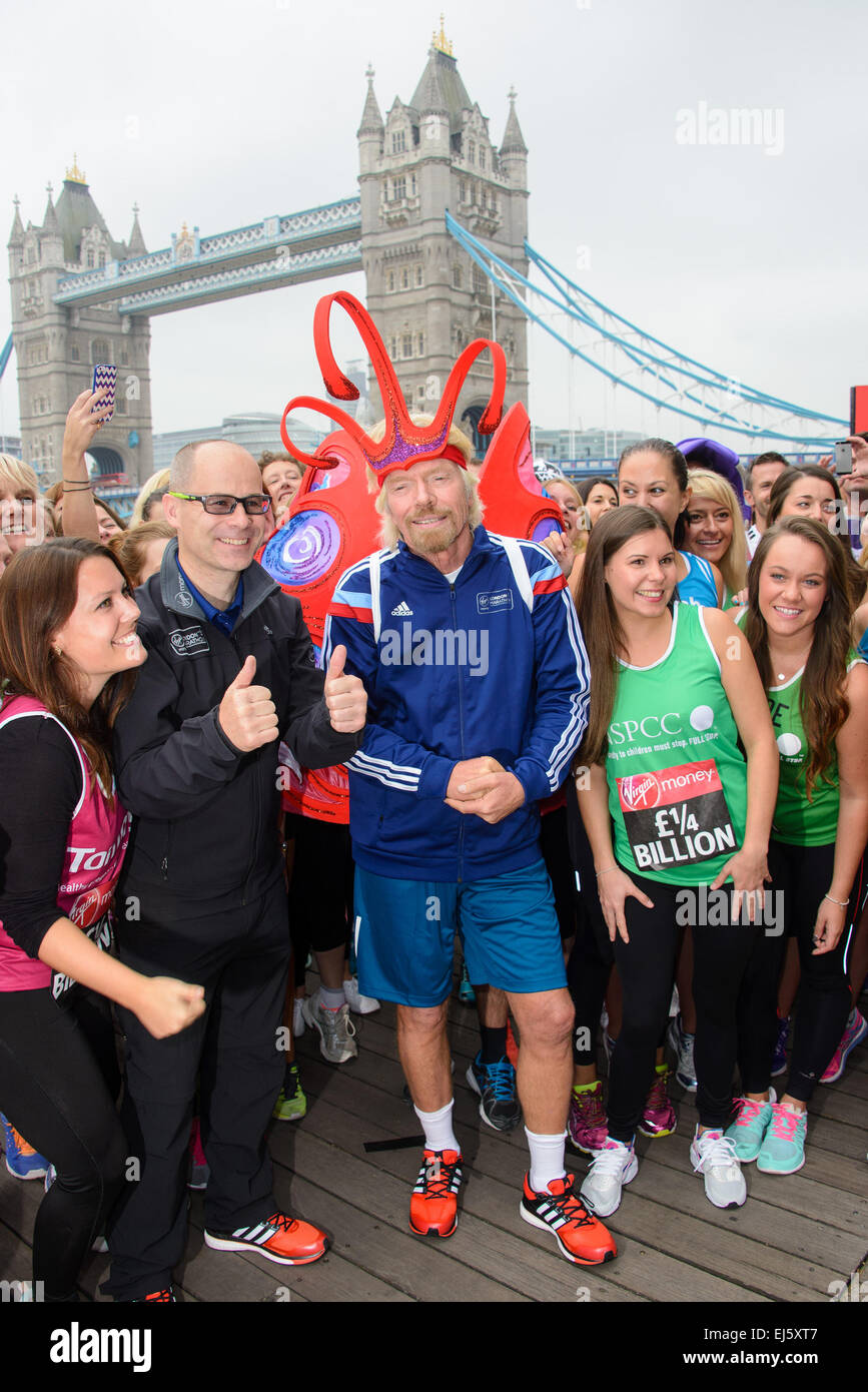 Sir Richard Branson and Hugh Brasher along with charity runners who