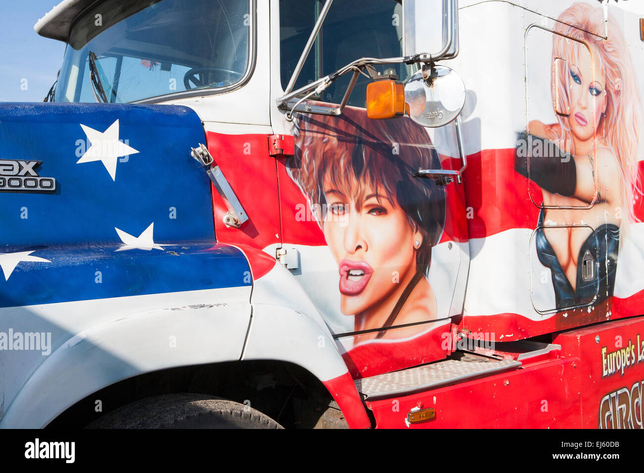 Southport, Merseyside, UK. 22nd Mar, 2015. The all-human circus spectacular, owned by Show Directors John Courtney and Stephen Courtney trading as Circus Vegas/American Circus has arrived in SOUTHPORT, the travelling show produced by the famous Uncle Sam's Great American Circus, tours for ten months a year.  It is an Irish organisation, but its star-spangled selection of American Kenworth and Peterbilt decorated trucks look the part when they roll into town. Credit:  Cernan Elias/Alamy Live News Stock Photo