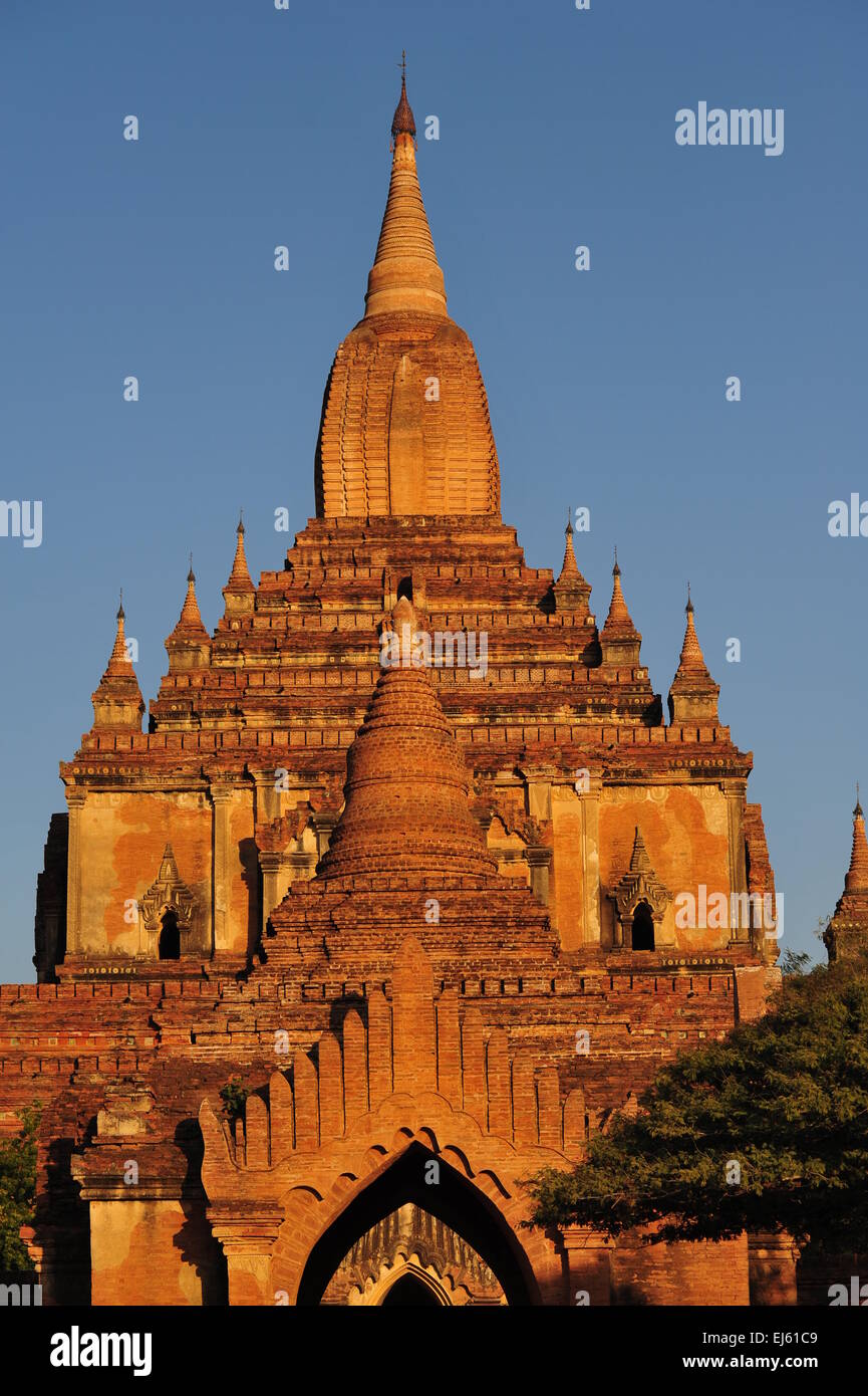 a stupa in late afternoon in Bagan Stock Photo - Alamy