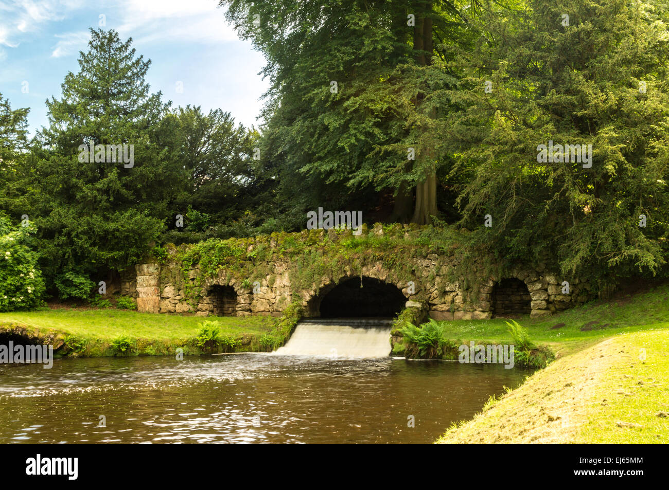 Old carved bridge hi-res stock photography and images - Alamy