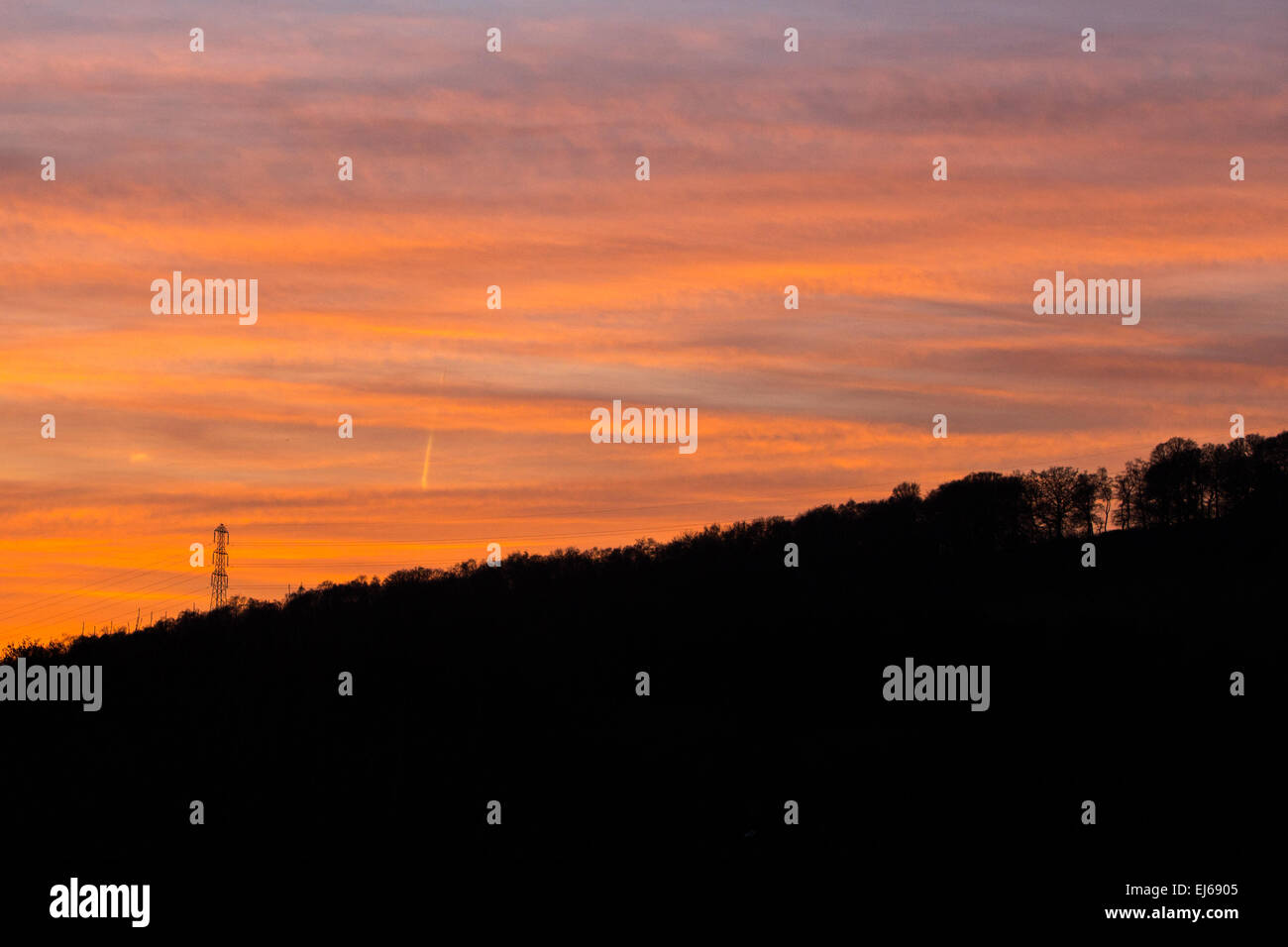 Cardiff Uk 22nd March 2015 Uk Weather Sunset At The End Of A Day Of Unbroken Sunshine In Cardiff Credit Chris Stevenson Alamy Live News Cardiff Uk 22nd March 2015 Uk Weather Sunset At The End Of A Day Of Unbroken Sunshine In Cardiff Credit Chris Stevenson Alamy Live News