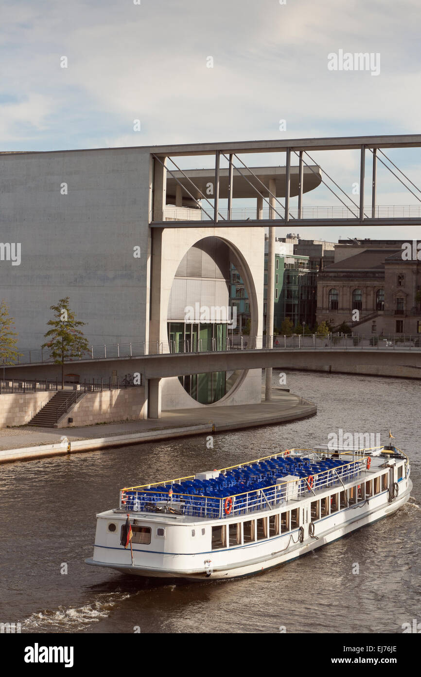 Empty vessel hi-res stock photography and images - Alamy