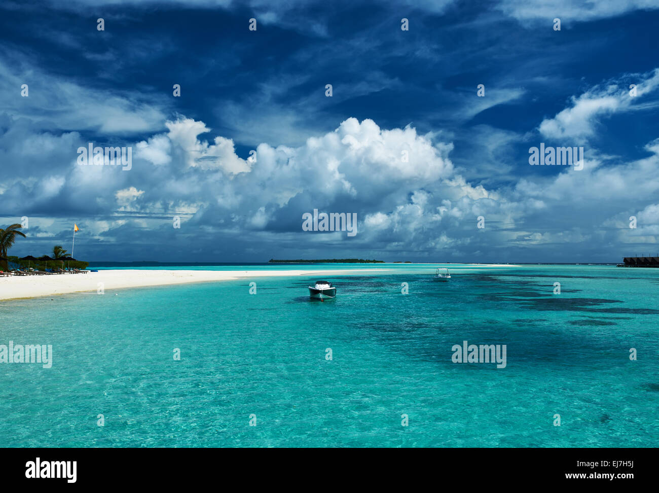Beautiful beach with sandspit at Maldives Stock Photo
