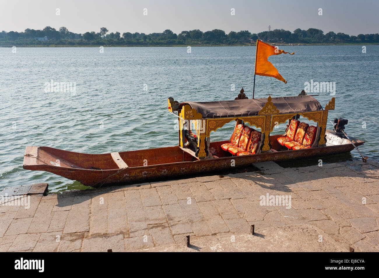 Boat on Narmada River at Maheshwar Stock Photo