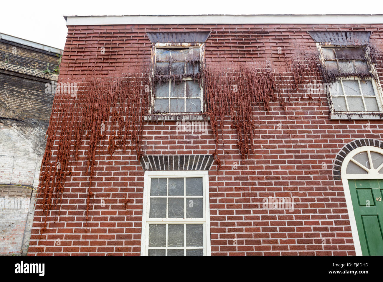 Melting House By Alex Chinneck 40 Southwark St London Se1 Artwork Made Of Wax And Heated 