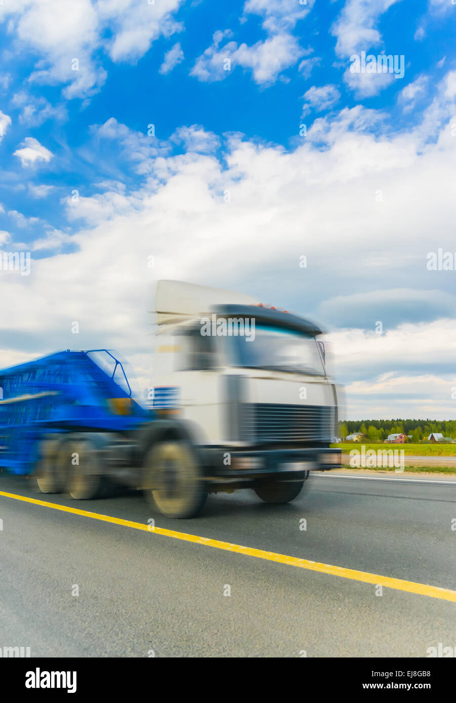 Car in motion hi-res stock photography and images - Alamy