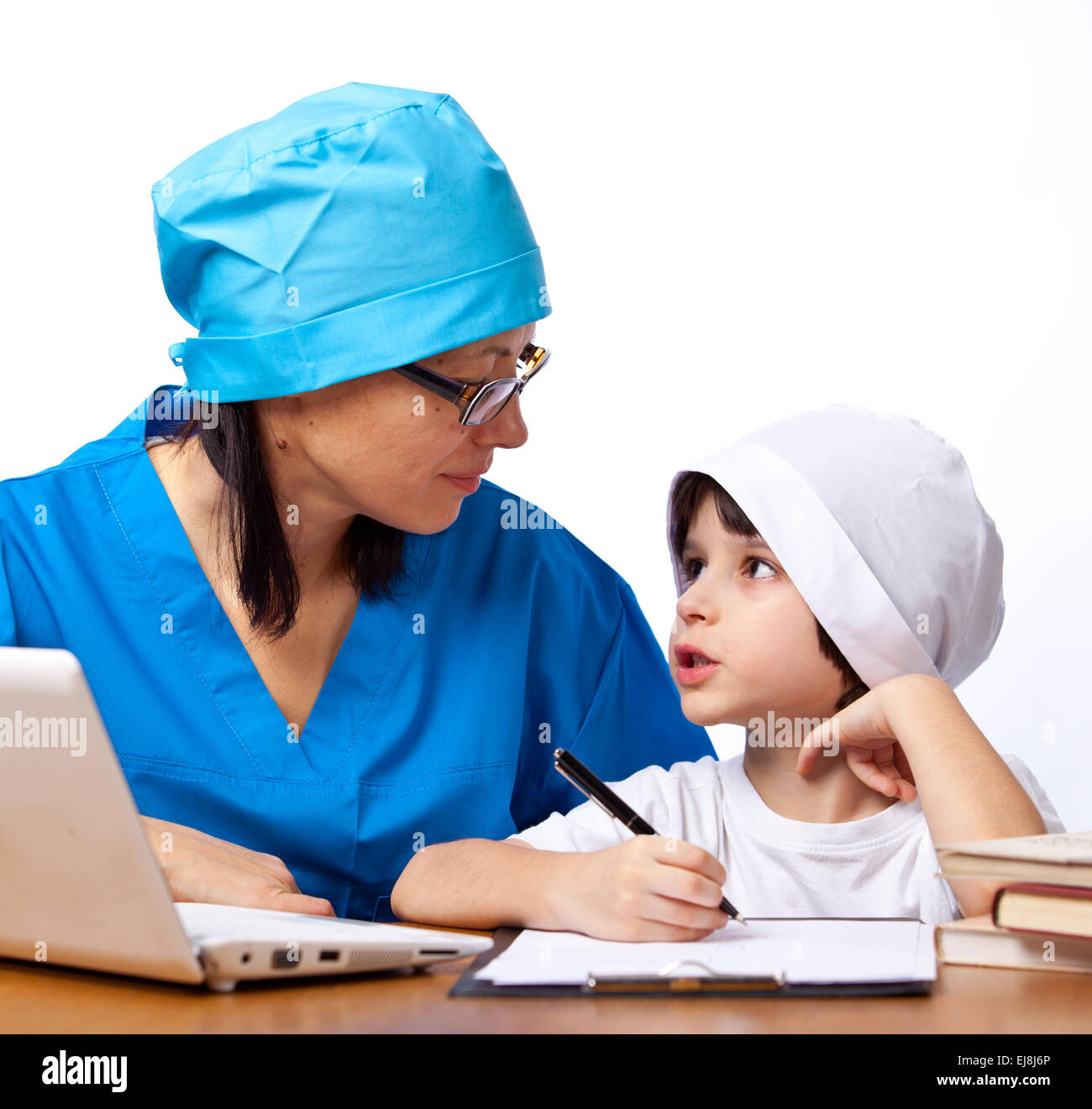 Family nurse talking hi-res stock photography and images - Alamy