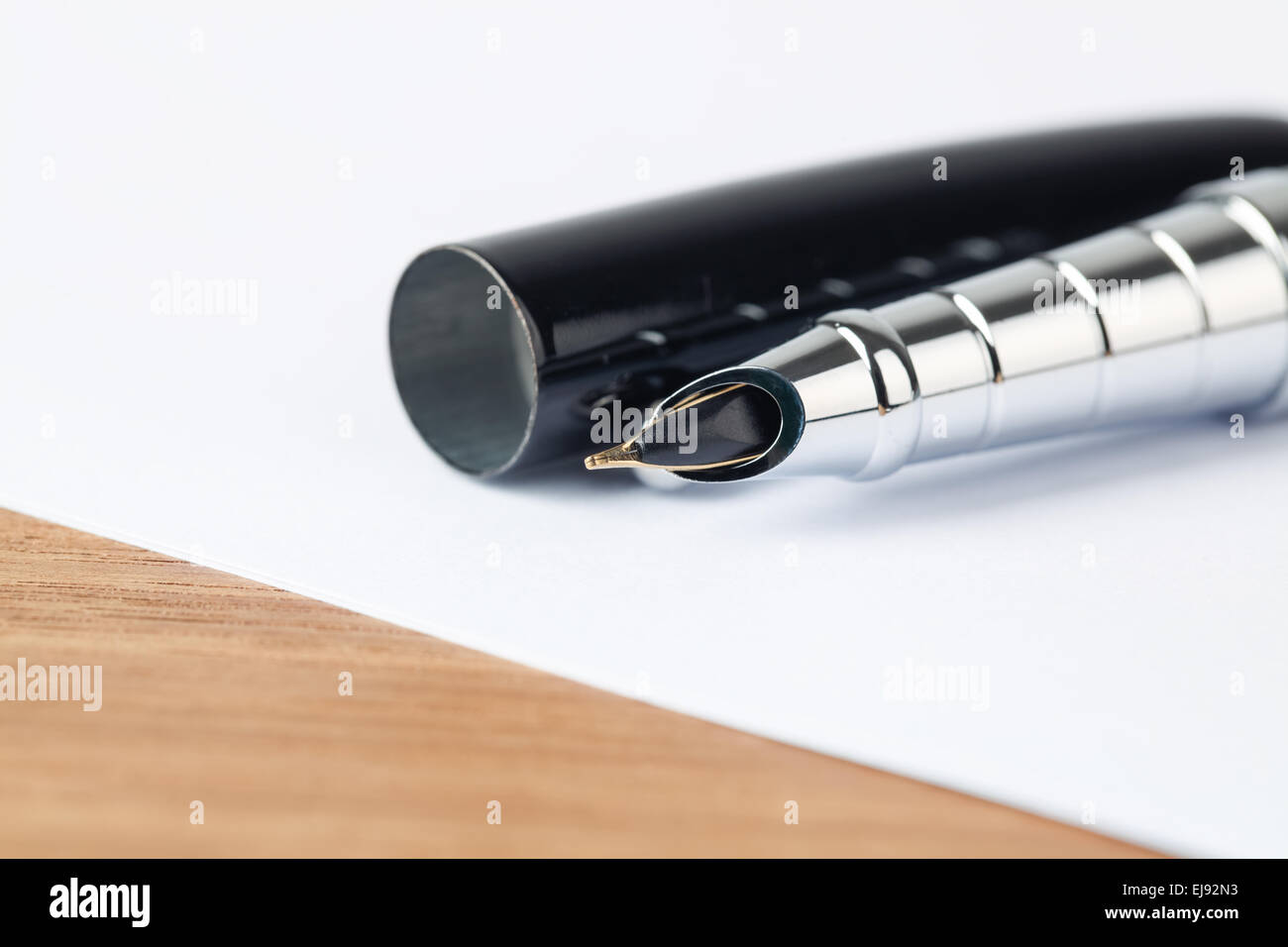 fountain pen closeup Stock Photo - Alamy