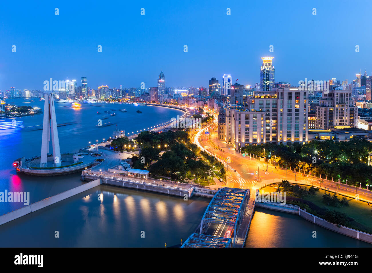 Shanghai night scenery hi-res stock photography and images - Alamy