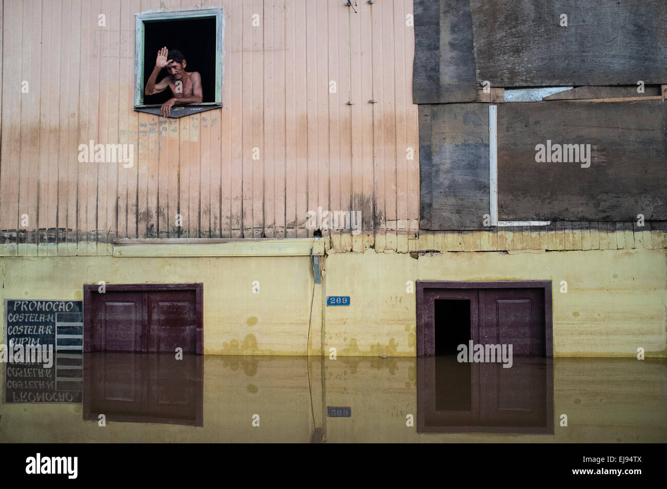 Flood Line High Resolution Stock Photography and Images - Alamy