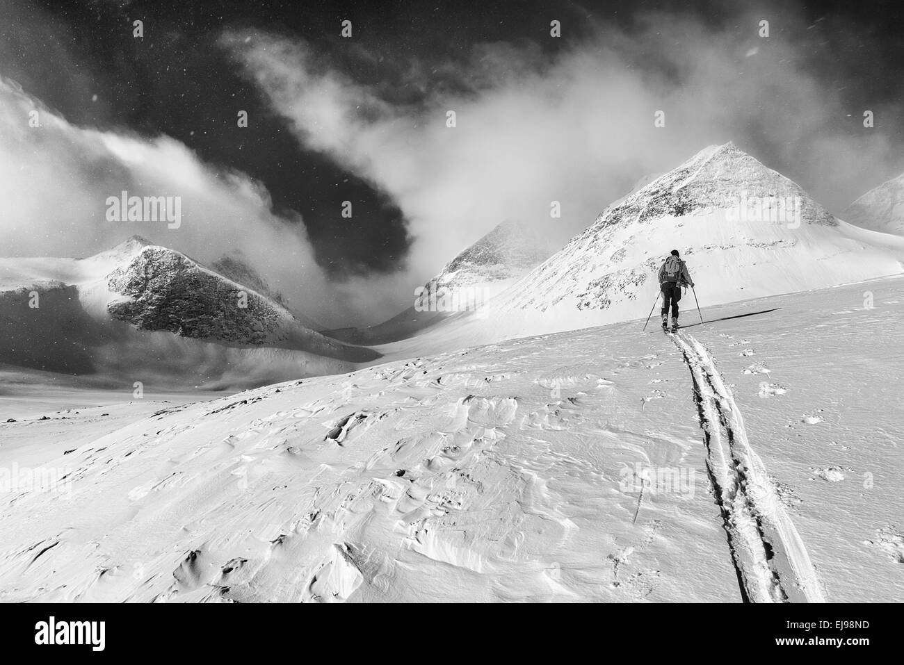 skier on tour, Stuor Reaiddavaggi, Lapland Stock Photo