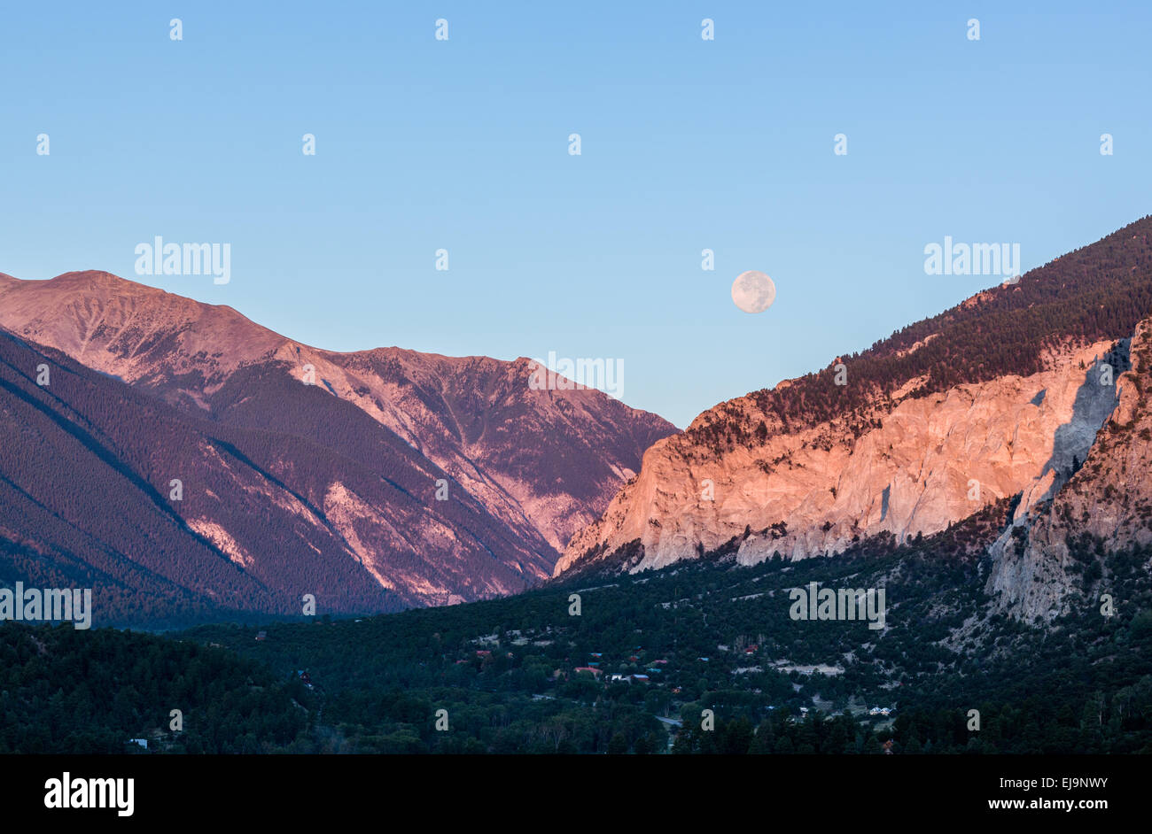 Chalk cliffs of Mt Princeton Colorado Stock Photo Alamy