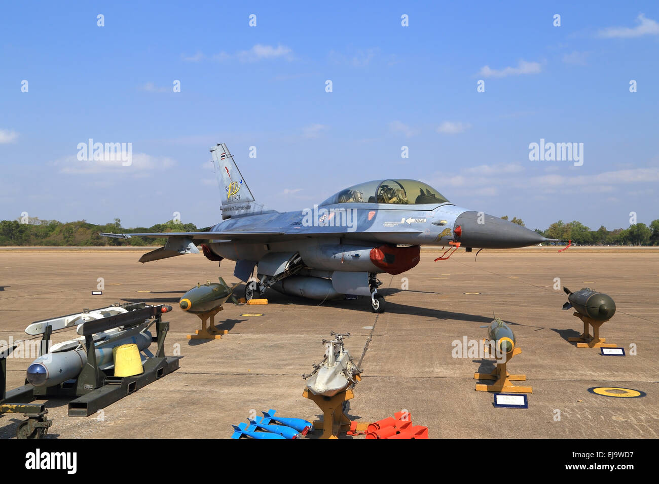Nakhon Ratchasima Jan 10 F 16 Show On Children S Day At Korat Wing 1 Royal Thai Airforce Base Located In Thailand January 10 Stock Photo Alamy Nakhon Ratchasima Jan 10 F 16 Show On Children S Day At Korat Wing 1 Royal Thai Airforce Base Located In Thailand January 10 Stock Photo Alamy