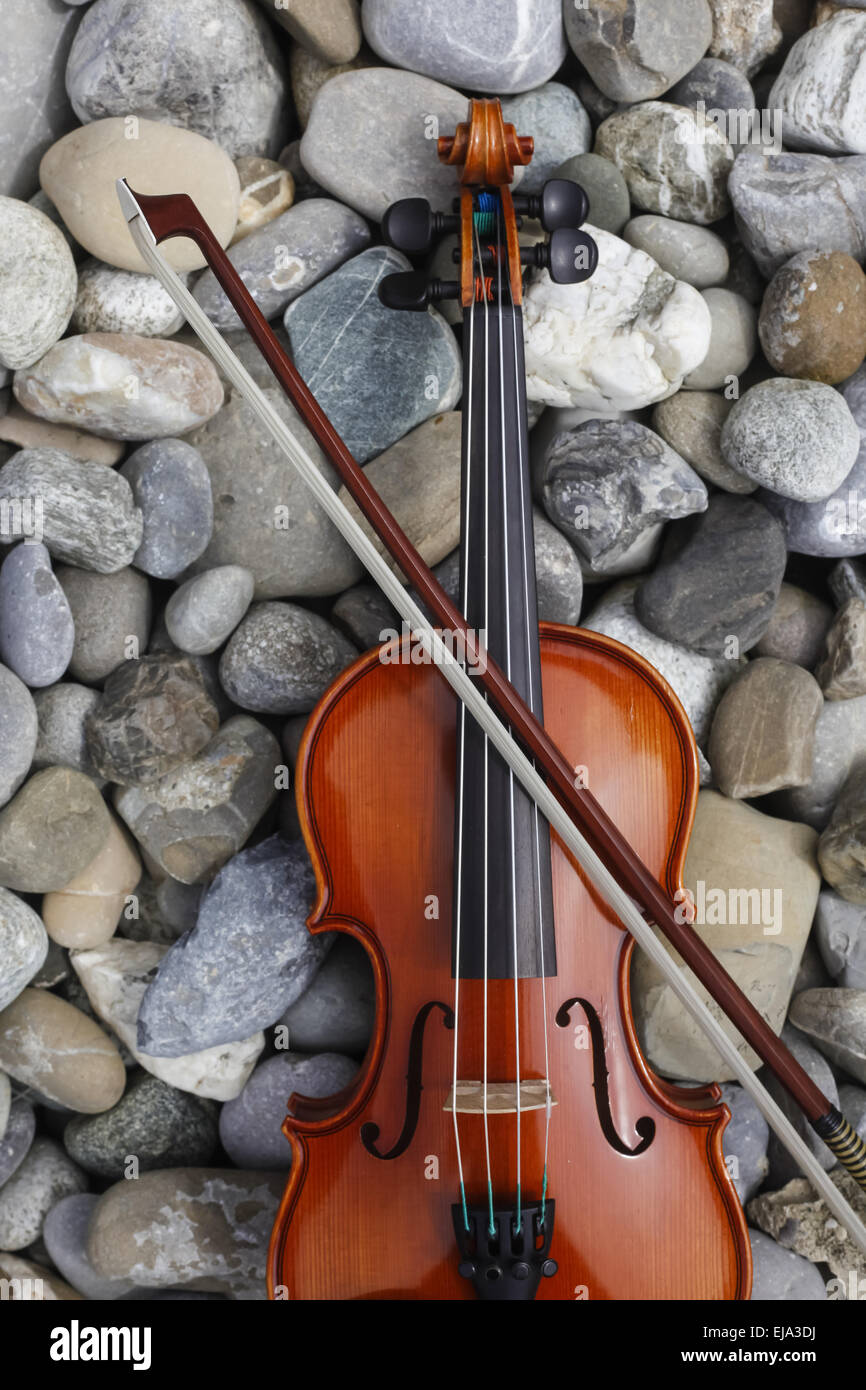 Orchester instrumente hi-res stock photography and images - Alamy
