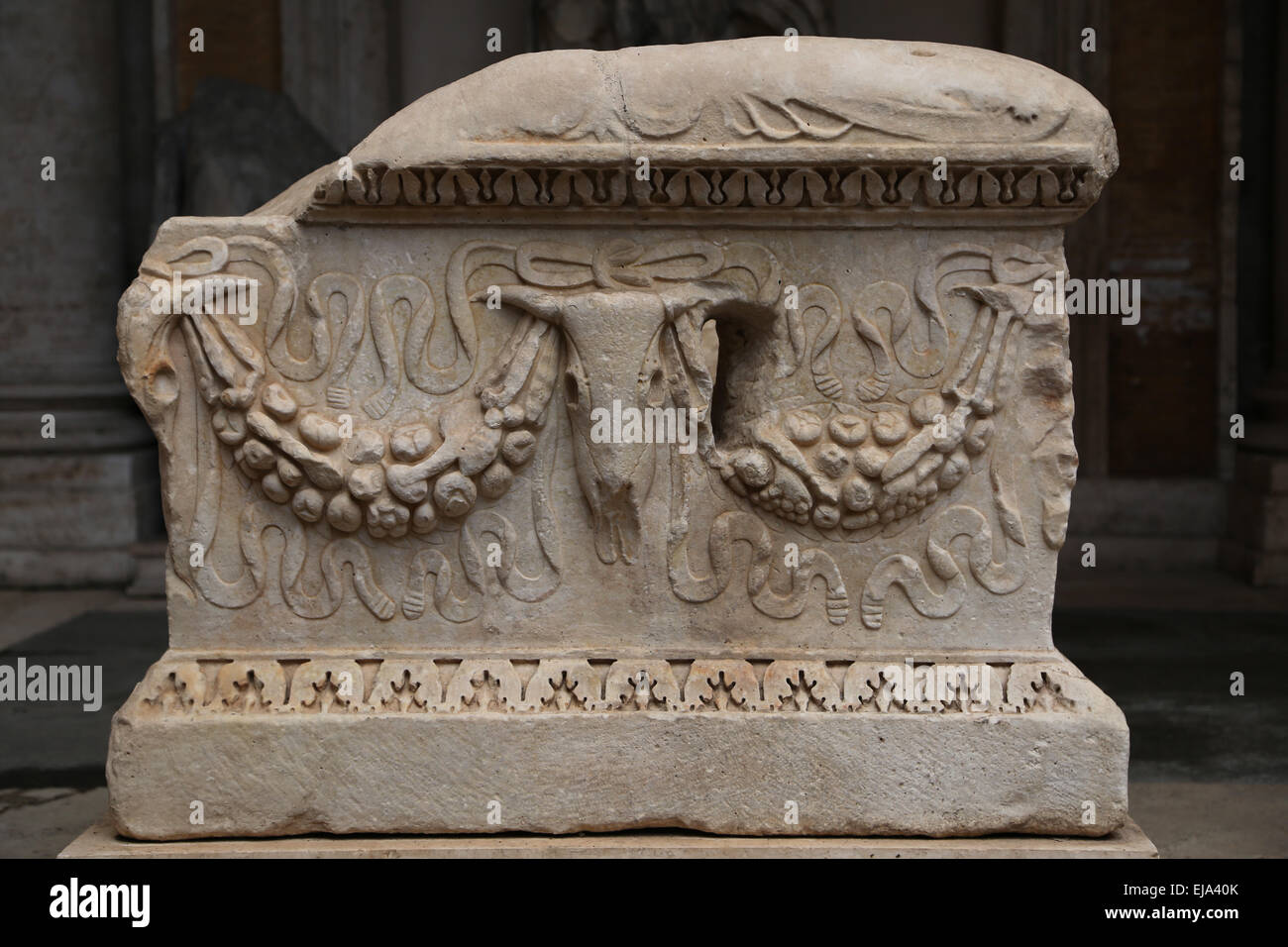 Roman era. Italy. Rome.  Capitoline Musems. Altar decorated with garlands and bucranium. Stock Photo