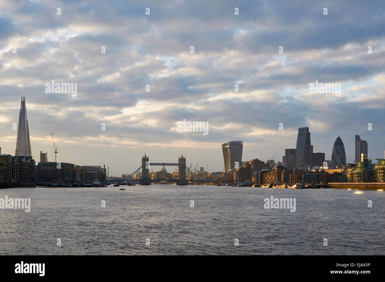 London skyline from Bermondsey, with river Thames, Tower Bridge and the ...