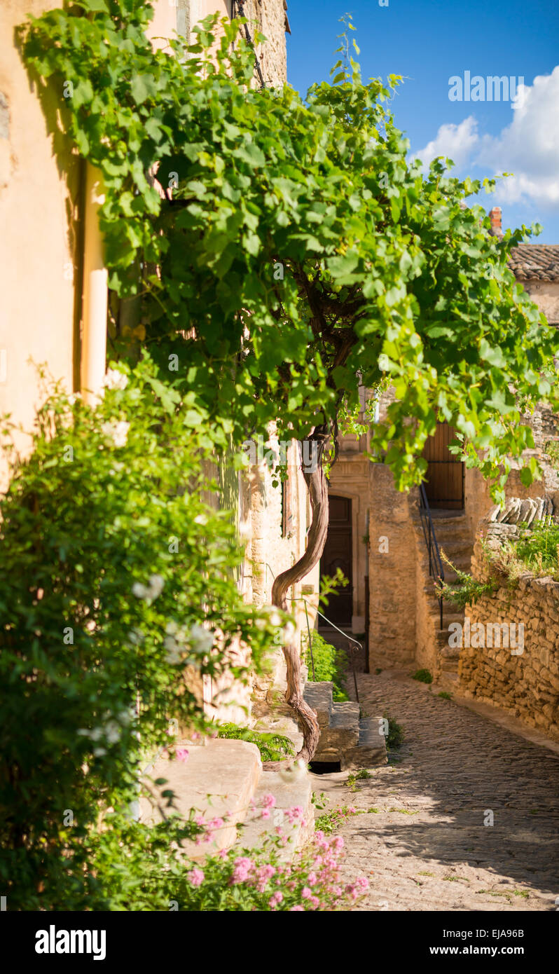village in provence Stock Photo - Alamy