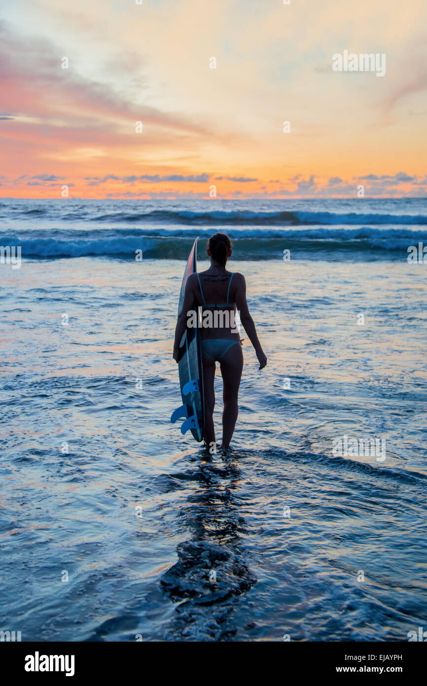Female surfer board hi-res stock photography and images - Alamy
