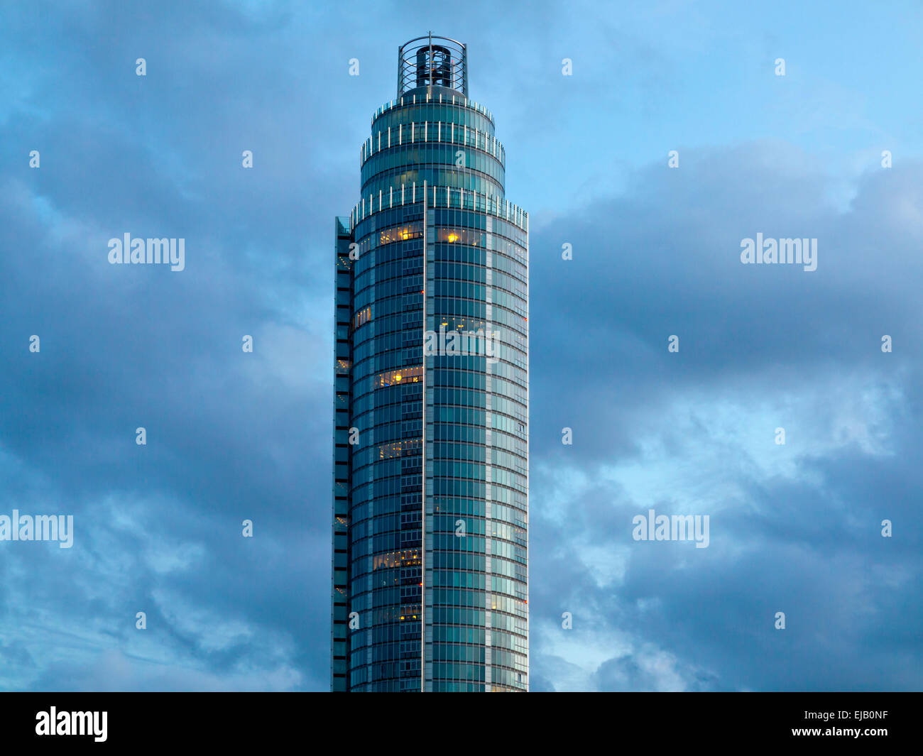 St George Wharf Tower or Vauxhall Tower in London the tallest residential building in the UK  designed by Broadway Malyan Stock Photo